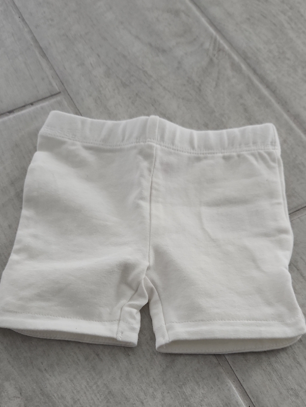 🐻 White Cotton Baby Shorts